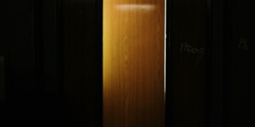 Ażurowe drzwi - do jakich wnętrz pasują Przegląd rozwiązań i instrukcja montażu