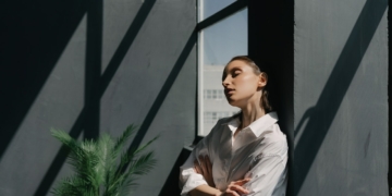 Farba magnetyczna zastosowanie, zalety i wady, kolory. Poradnik aranżacyjny