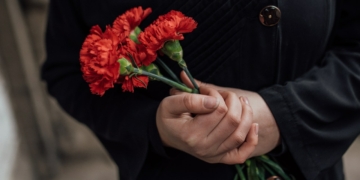 Kwiaty sundaville - sadzenie, uprawa, pielęgnacja, rozmnażanie, przycinanie