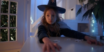 Pokoje dla dziewczynek w wieku 10 lat – sprawdź modne inspiracje i cenne porady