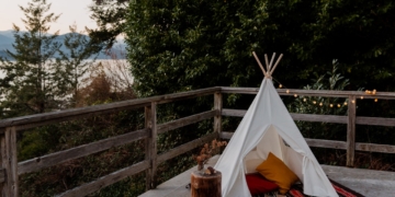 Taras drewniany: budowa tarasu z drewna